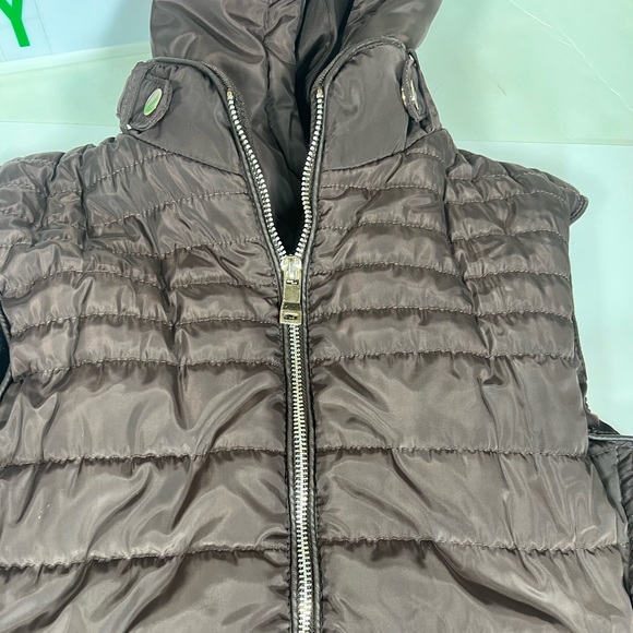 Woman’s Lightweight lined Bubble Vest M/M - Picture 2 of 7